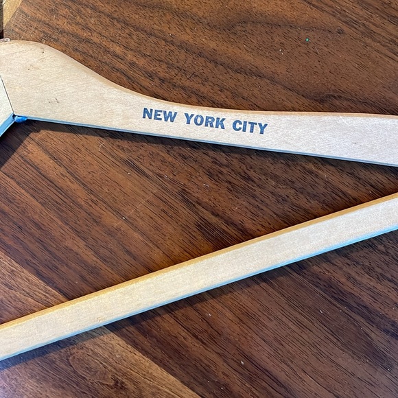 VINTAGE WOODEN HANGER - ABBEY HOTEL 151 W. 51ST ST. NYC  - NICE COLLECTIBLE! - Picture 3 of 10